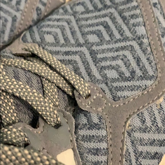 New balance - Picture 5 of 5